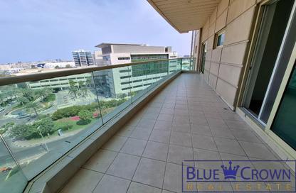 Apartment - 3 Bedrooms - 5 Bathrooms for rent in Gulf Residence - Oud Metha - Bur Dubai - Dubai Apartment - 3 Bedrooms - 5 Bathrooms for rent in Gulf Residence - Oud Metha - Bur Dubai - Dubai