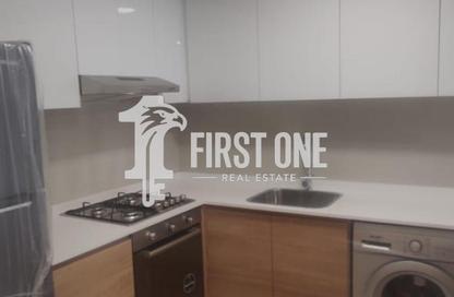 Apartment - 2 Bedrooms - 2 Bathrooms for rent in Radiant Square - City Of Lights - Al Reem Island - Abu Dhabi Apartment - 2 Bedrooms - 2 Bathrooms for rent in Radiant Square - City Of Lights - Al Reem Island - Abu Dhabi