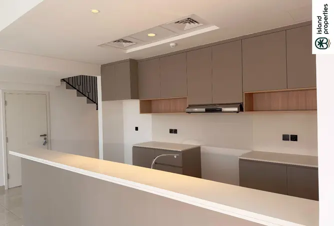 150028421 - Property Image 2