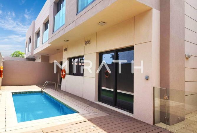 54398516 - Property Main Image