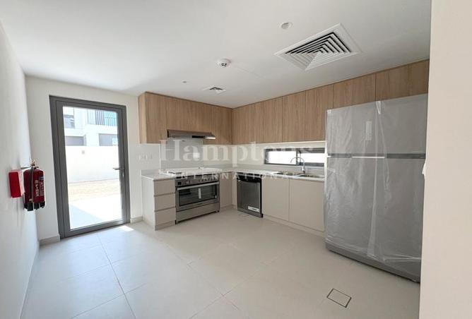 83213446 - صورة العقار 2