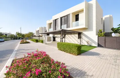 Townhouse - 4 Bedrooms - 6 Bathrooms for rent in Picadilly Green - Damac Hills - Dubai