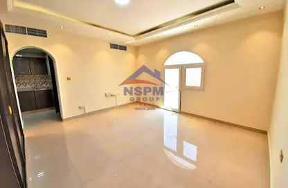Apartment - 1 Bathroom for rent in Al Khaleej Al Arabi Street - Al Bateen - Abu Dhabi Apartment - 1 Bathroom for rent in Al Khaleej Al Arabi Street - Al Bateen - Abu Dhabi