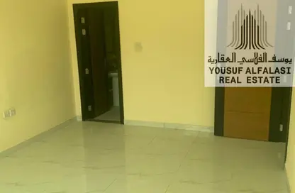 Office Space - 1 Bedroom - 2 Bathrooms for rent in Al Jurf Industrial 1 - Al Jurf Industrial - Ajman