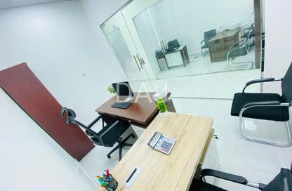 Office Space - Studio - 1 Bathroom for rent in Red Avenue - Al Garhoud - Dubai