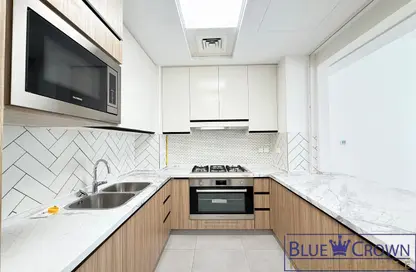 Apartment - 2 Bedrooms - 3 Bathrooms for rent in The Waves Residences - Mankhool - Bur Dubai - Dubai