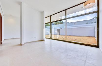 Villa - 3 - 4 for rent in Mirdif - Dubai Villa - 3 - 4 for rent in Mirdif - Dubai