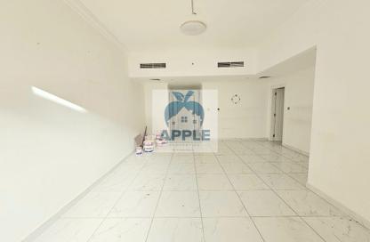 Apartment - 3 Bedrooms - 3 Bathrooms for rent in Muwaileh 3 Building - Muwaileh - Sharjah