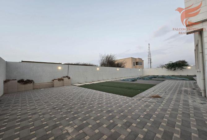 141002978 - Property Image 2
