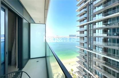 Apartment - 1 Bedroom - 1 Bathroom for sale in Beach Vista Tower 2 - Beach Vista - EMAAR Beachfront - Dubai Harbour - Dubai
