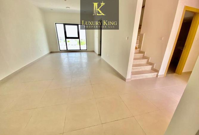 82810042 - Property Image 2