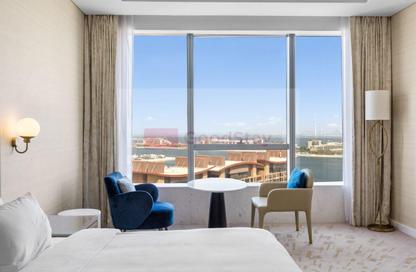 Apartment - Studio - 1 Bathroom for rent in The Palm Tower - Palm Jumeirah - Dubai