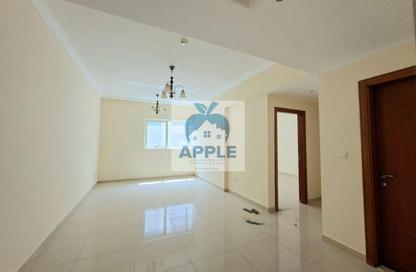 Apartment - 1 Bedroom - 2 Bathrooms for rent in Muwailih Building - Muwaileh - Sharjah