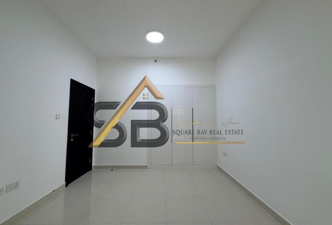 96117759 - Property Image 3
