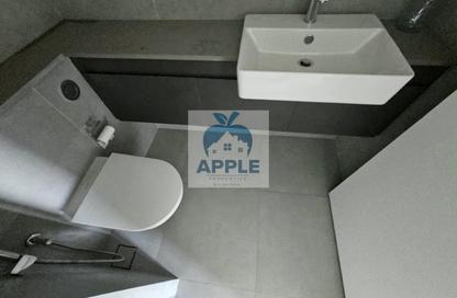 Apartment - 2 Bedrooms - 3 Bathrooms for rent in Tiraz 3 - Aljada - Sharjah
