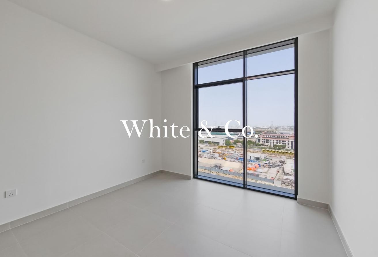 Available Now | Corner Unit | Luxury 2B photo 7