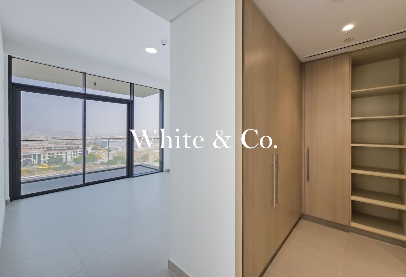 Available Now | Corner Unit | Luxury 2B photo 10