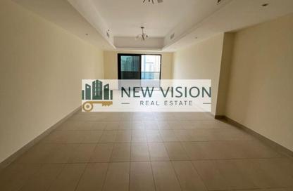 Apartment - 3 Bedrooms - 5 Bathrooms for rent in Al Khan Corniche - Al Khan - Sharjah