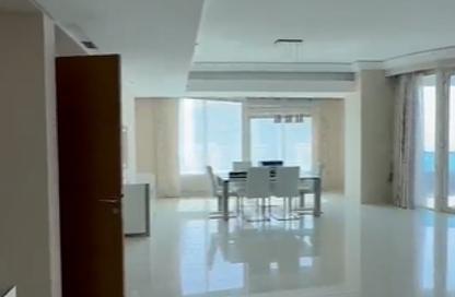 Apartment - 3 - 4 for sale in Al Majaz 3 - Al Majaz - Sharjah Apartment - 3 - 4 for sale in Al Majaz 3 - Al Majaz - Sharjah
