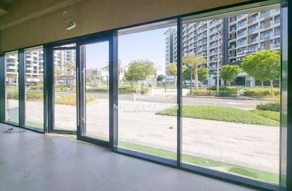 Shop - Studio - 1 Bathroom for rent in Azizi Riviera 3 - Azizi Riviera - Meydan One - Meydan - Dubai