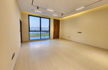 Villa - 7 - 7+ for rent in Al Aweer 1 - Al Aweer - Dubai