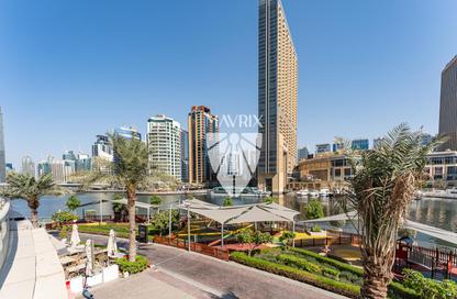 Shop - Studio for rent in Bay Central - Dubai Marina - Dubai