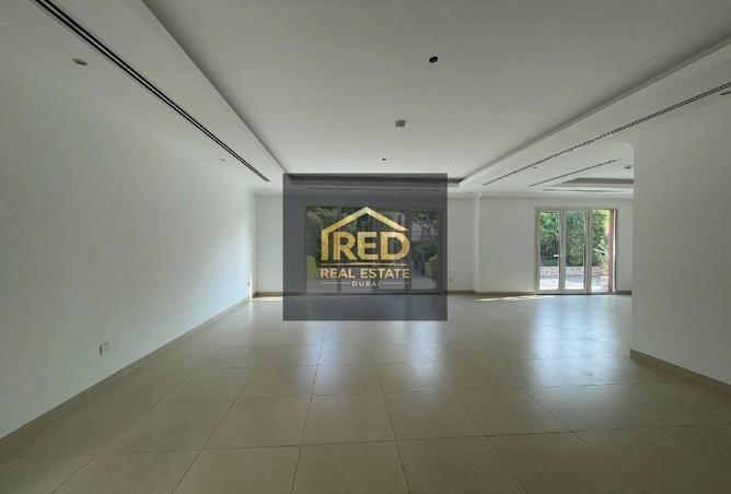 64406525 - Property Image 2