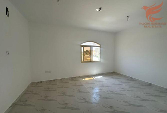 141002977 - Property Image 3