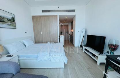 Apartment - Studio - 1 Bathroom for rent in Farhad Azizi Residence - Dubai Healthcare City 2 - Al Jaddaf - Dubai