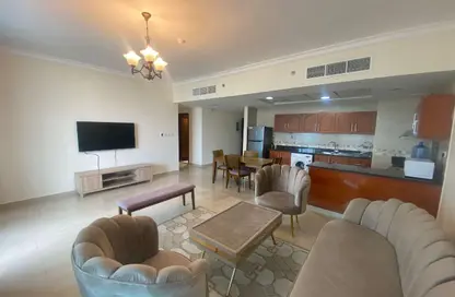 Apartment - 1 Bedroom - 2 Bathrooms for rent in Corniche Tower - Ajman Corniche Road - Ajman