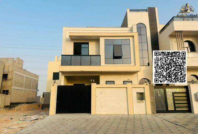 5 BR Townhouse with 7 Baths in Northern Emirates