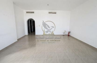 Apartment - 1 Bedroom - 2 Bathrooms for rent in Al Mamzar - Al Mamzar - Sharjah - Sharjah