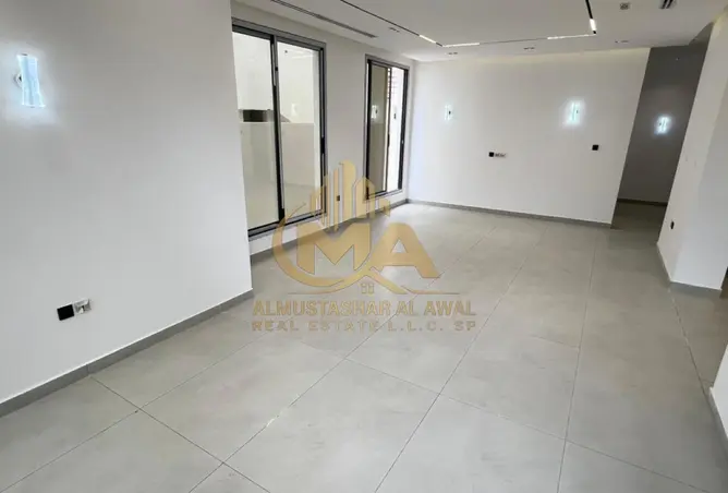 152854405 - Property Image 2
