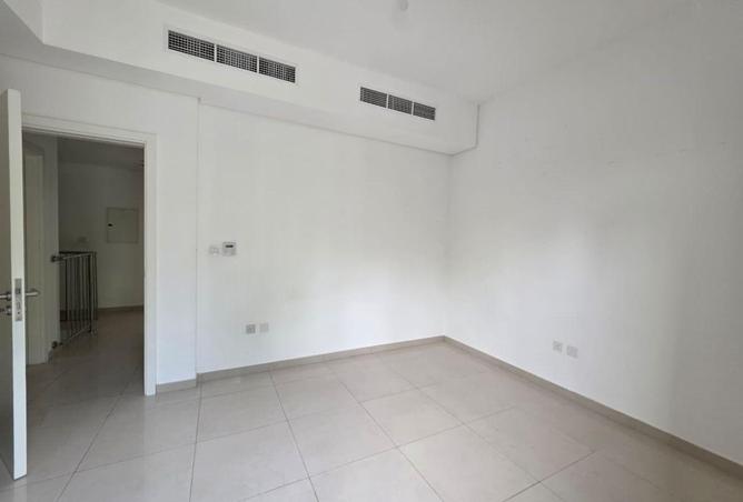 16180217 - Property Image 3