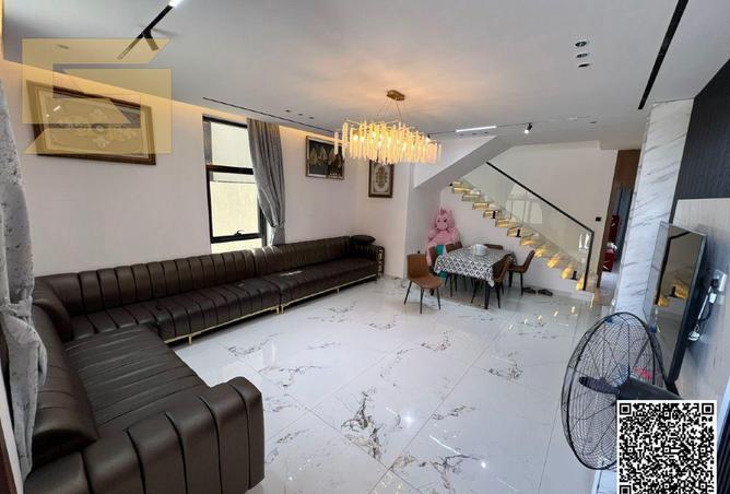 93567938 - Property Image 3