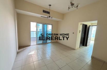 Apartment - 1 - 2 for rent in Palm Tower - Al Khan Lagoon - Al Khan - Sharjah