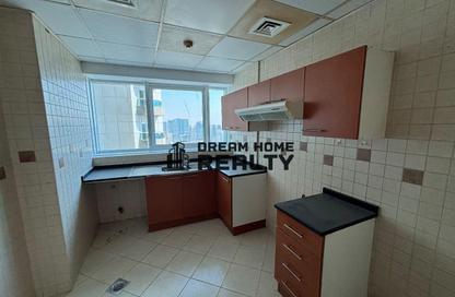 Apartment - 1 - 2 for rent in Palm Tower - Al Khan Lagoon - Al Khan - Sharjah