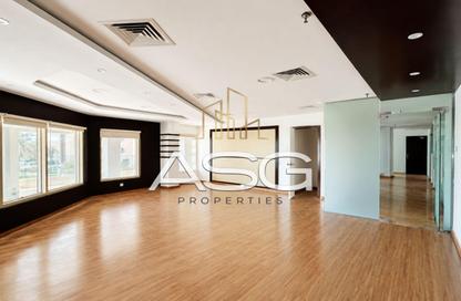 Office Space - Studio - 1 Bathroom for rent in Al Etihad Building - Port Saeed - Deira - Dubai