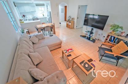 Apartment - 1 Bedroom - 2 Bathrooms for rent in Garden West Apartments D - Garden West Apartments - Green Community - Dubai Investment Park 1 (DIP 1) - Dubai Investment Park (DIP) - Dubai