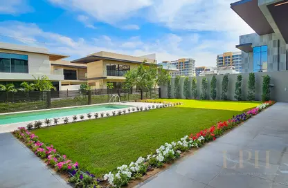 Villa - 6 Bedrooms - 7 Bathrooms for sale in Sobha Hartland Villas - Phase I - Sobha Hartland Villas - Sobha Hartland - Mohammed Bin Rashid City - Dubai