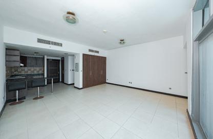 Apartment - Studio - 1 for rent in Indigo Tower - JLT Cluster D - Jumeirah Lake Towers - Dubai Apartment - Studio - 1 for rent in Indigo Tower - JLT Cluster D - Jumeirah Lake Towers - Dubai