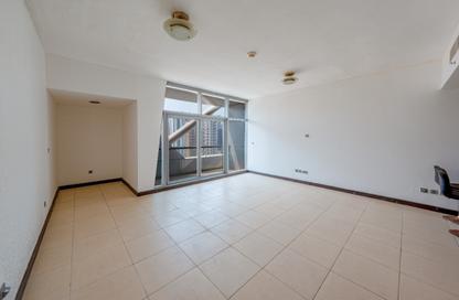 Apartment - Studio - 1 for rent in Indigo Tower - JLT Cluster D - Jumeirah Lake Towers - Dubai Apartment - Studio - 1 for rent in Indigo Tower - JLT Cluster D - Jumeirah Lake Towers - Dubai