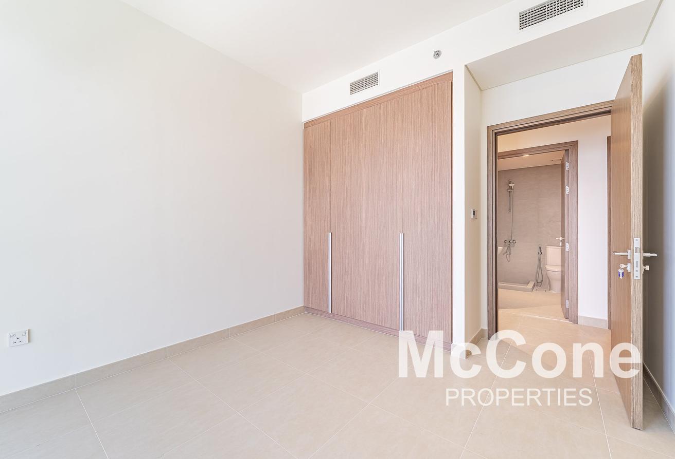 Full Sea View | Brand New | Low Floor photo 8