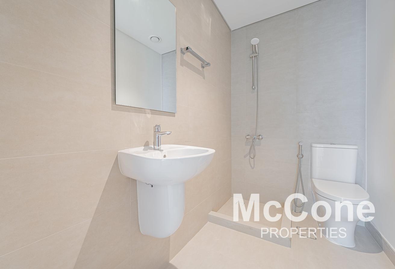 Full Sea View | Brand New | Low Floor photo 18