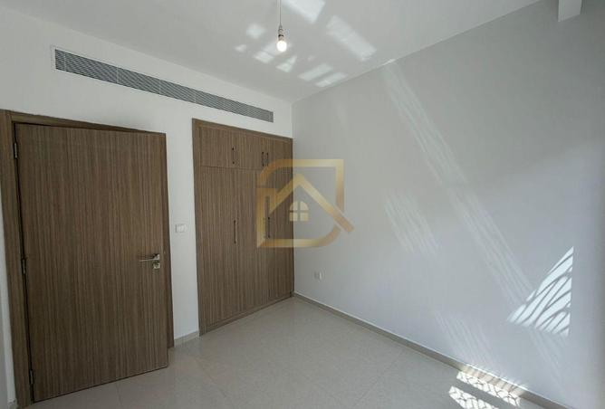 126123529 - Property Image 3