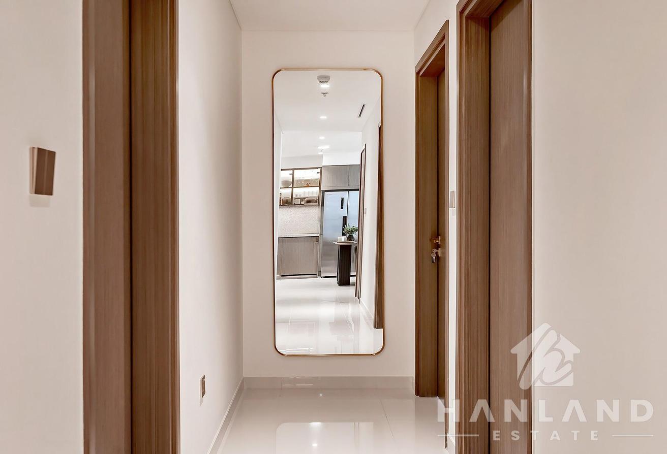 Brand New | Luxury Living | Prime Location photo 7