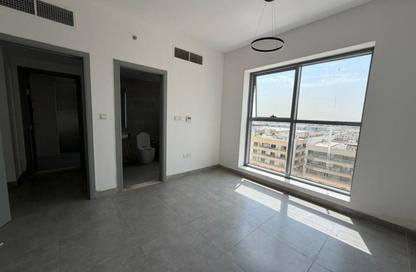 Apartment - 1 Bedroom - 2 Bathrooms for rent in Al Majaz 2 - Al Majaz - Sharjah
