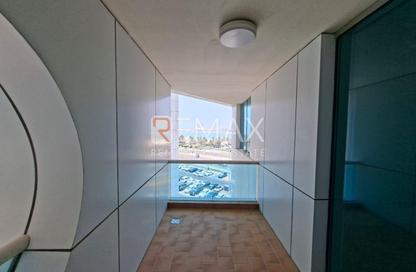 Duplex - 4 Bedrooms - 6 Bathrooms for rent in Corniche Road - Abu Dhabi