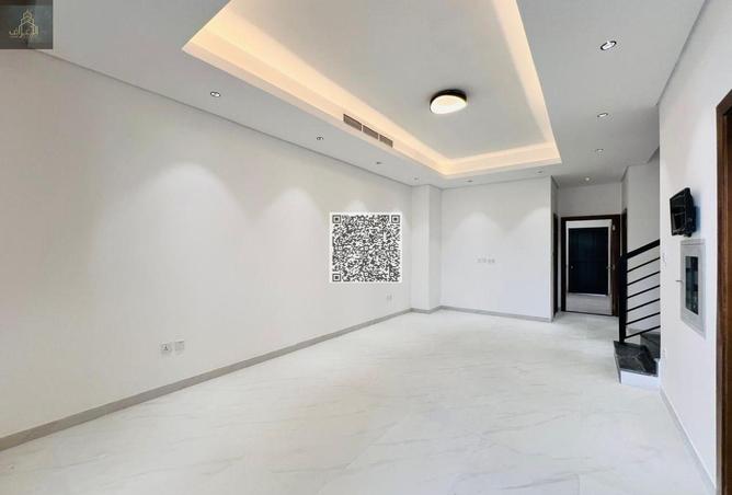 70678355 - Property Image 2