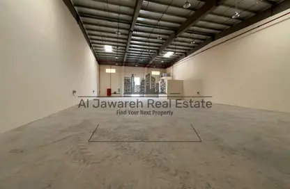 Warehouse - Studio - 2 Bathrooms for rent in Umm Dir - Umm Al Quwain
